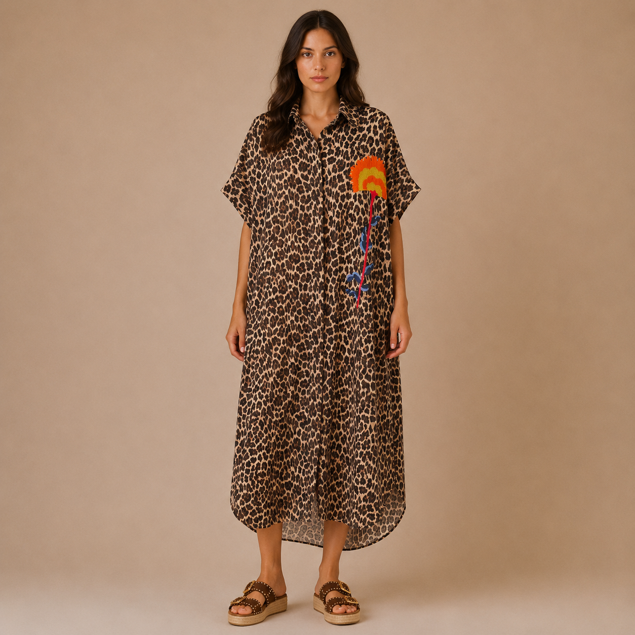 Camicione Lungo Leopardato con Ricamo Floreale