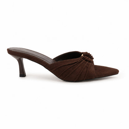 Mules Donna Eleganti in Camoscio con Dettaglio Oro – Nero e Marrone