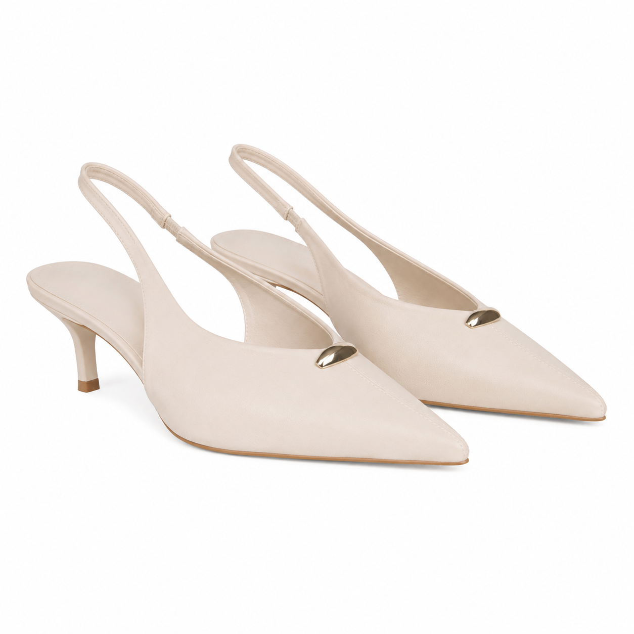 Slingback a punta con tacco e dettaglio metallico