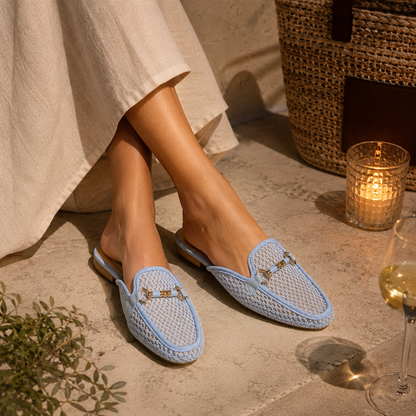Sabot Donna Traforato Azzurro con Morsetto Decorativo