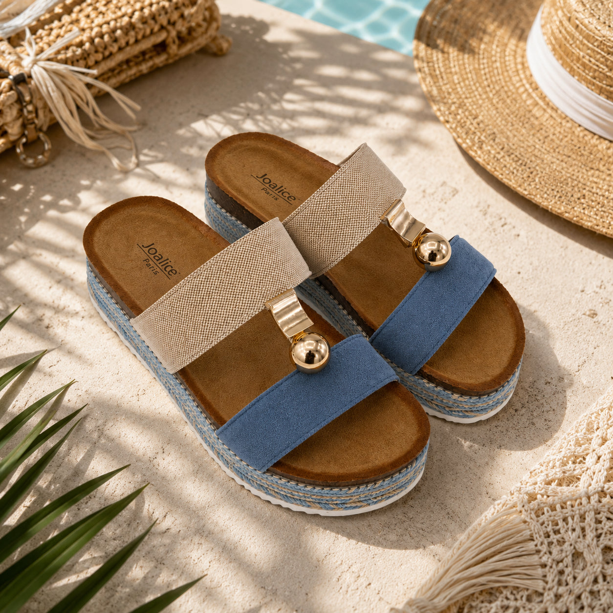 Ciabatta Platform Donna Azzurra con Dettaglio Oro