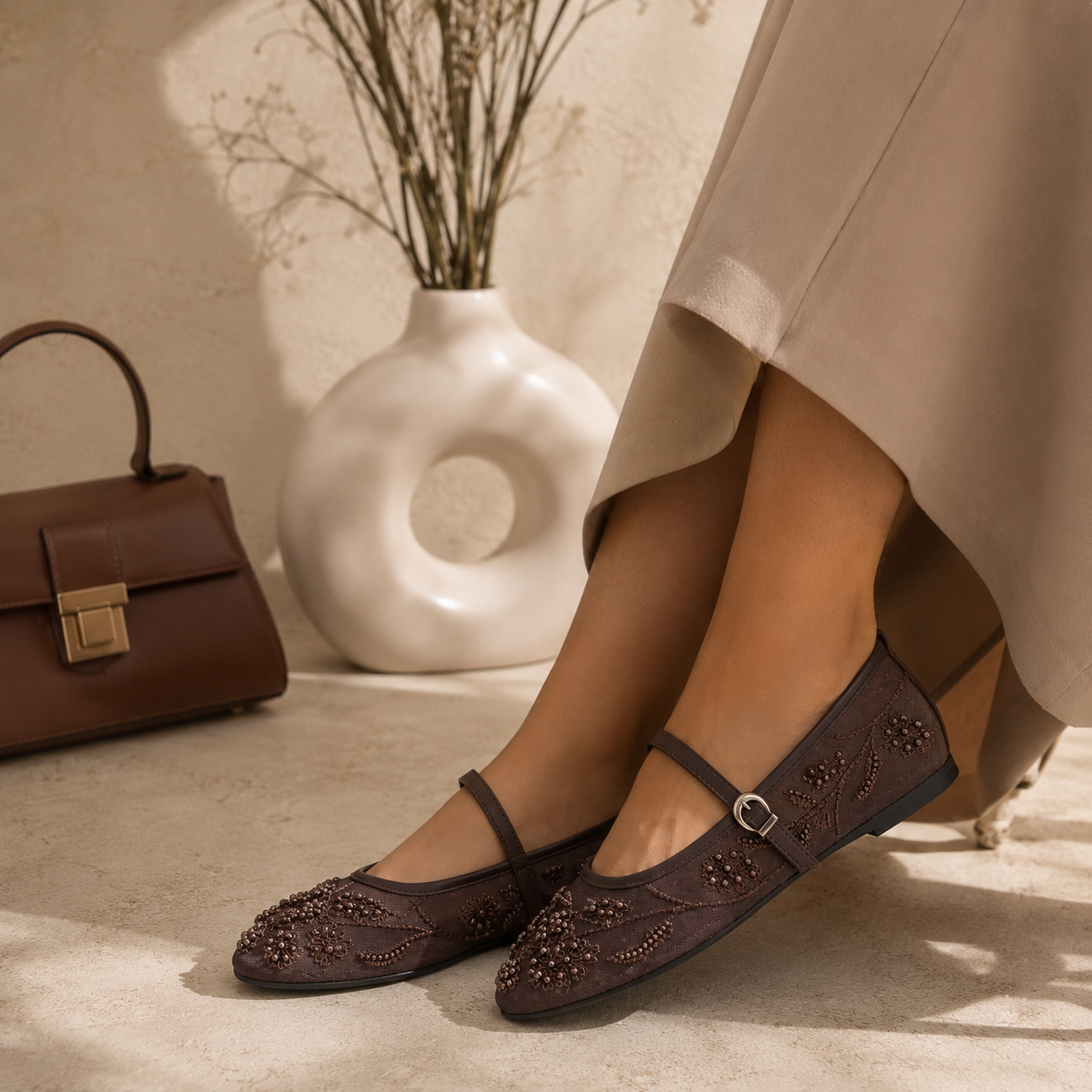 Ballerine Mary Jane in tulle ricamato con perline