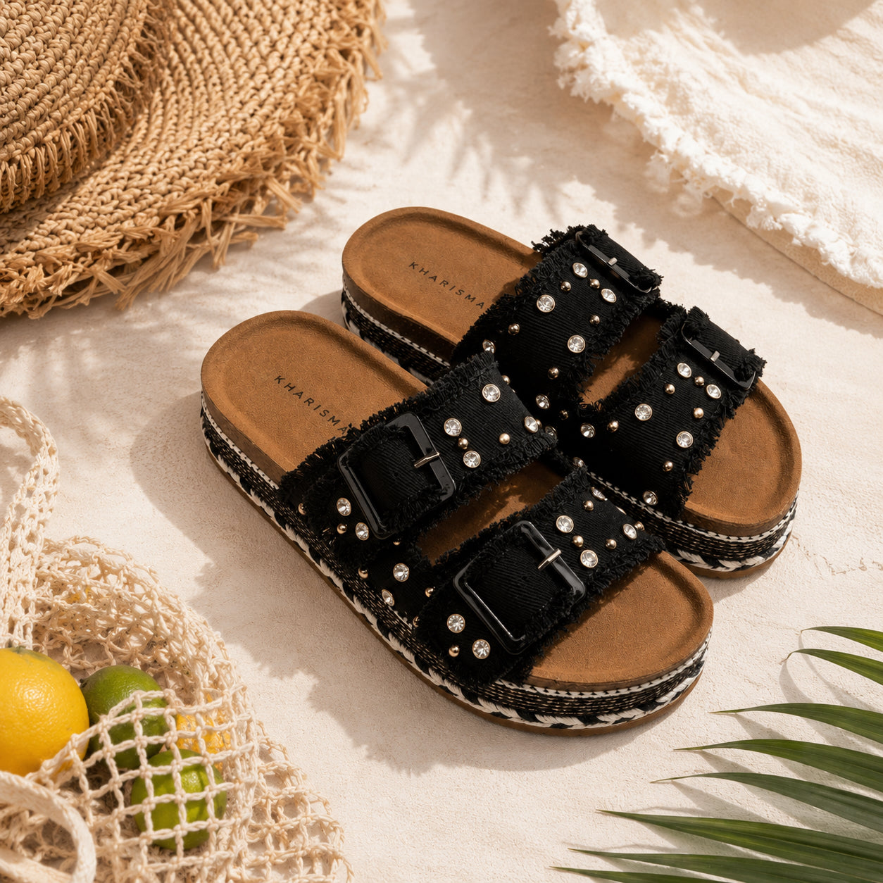 Ciabatta Platform Kharisma in Denim con Strass e Doppia Fibbia – Nero e Avio