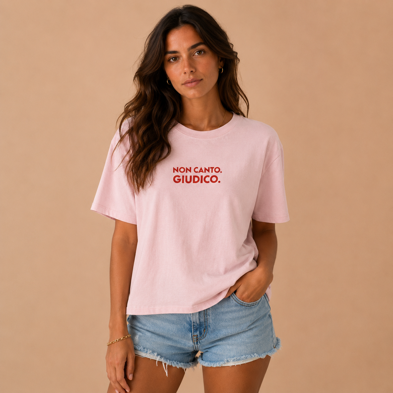 T-Shirt Rosa “Non Canto. Giudico.”